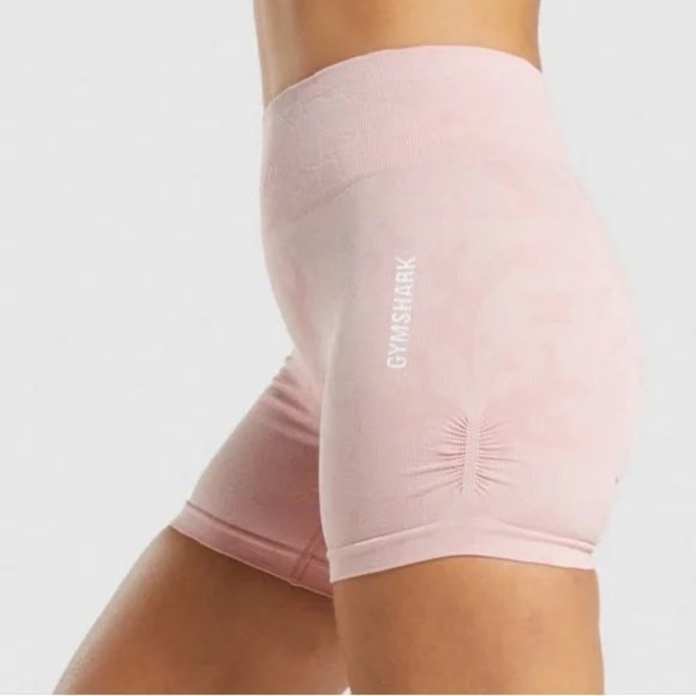 GYMSHARK Adapt Camo Seamless Short, Pink, Size Large